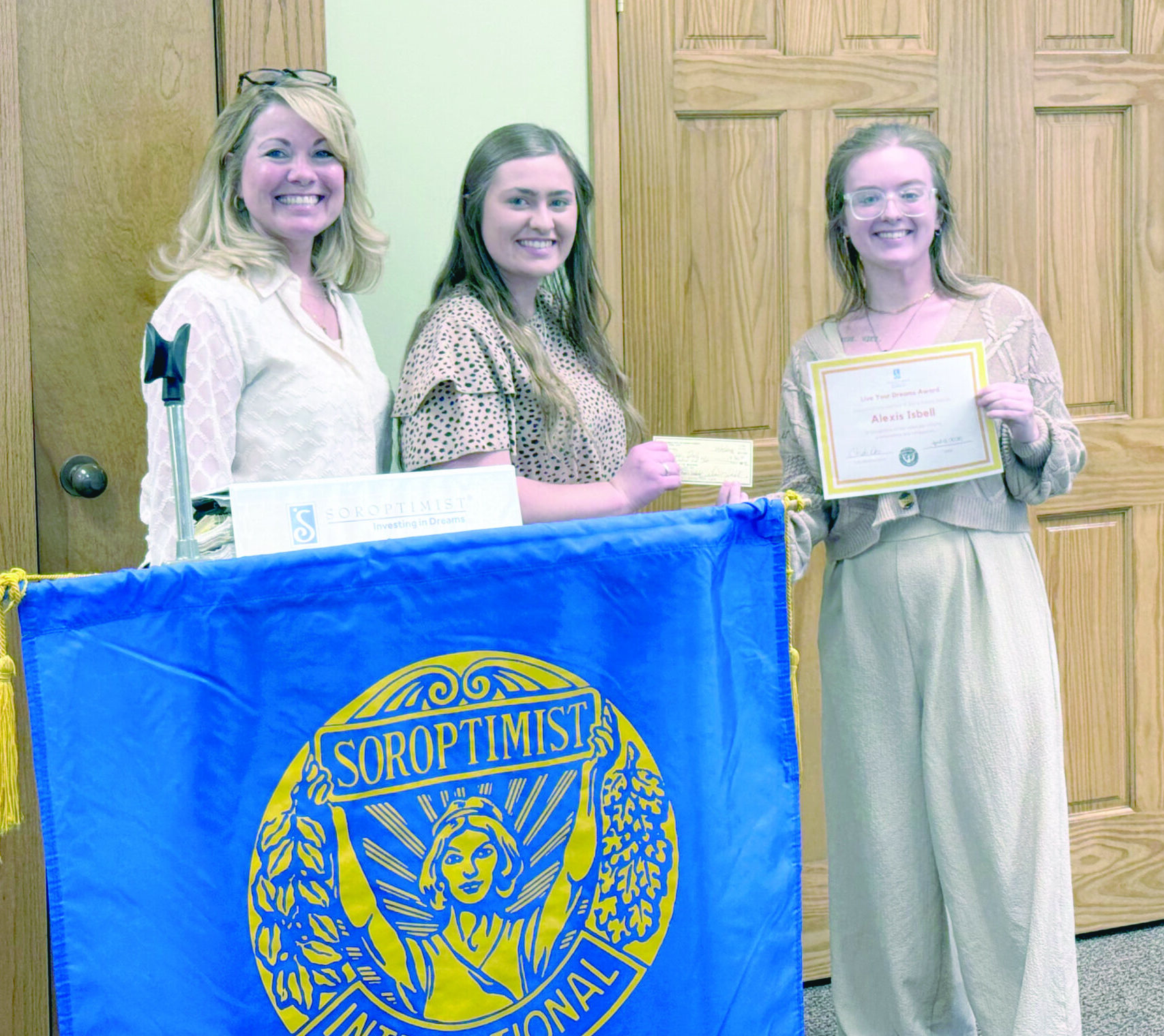 Soroptimist Club awards scholarship
